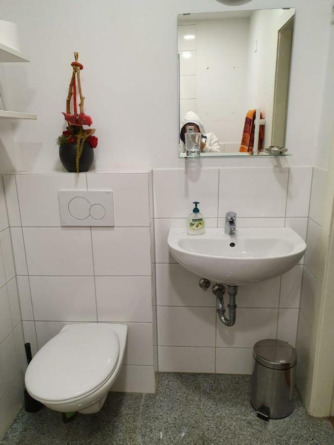 Kronenstrasse Apartment Düsseldorf